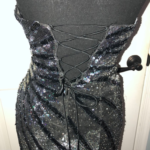 Beaded prom or evening gown - Picture 7 of 8